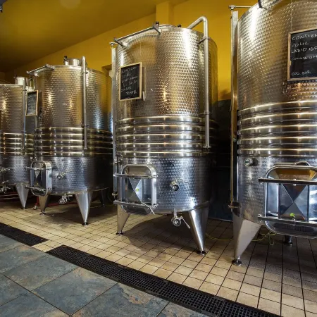 Rifugio DiVino Dormire in Una Botte - Wine Barrel Stay Near Rome