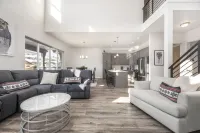 Modern Lake-View Escape in Hideout Near Park City Utah