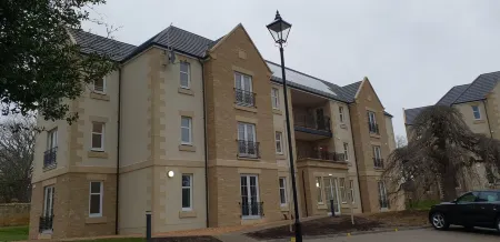 Spacious 2 bedroom luxury golf & beach apartment, sleeps 4, Dornoch