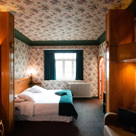 Latroupe le Berger Отели в г. Иксель