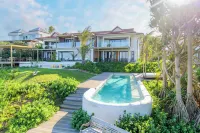 Sala Beach House - Pools