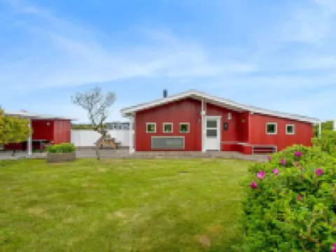 "Verene" - 400m from the Sea