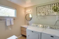 Mid-Century Modern Fayetteville Home Close to Town - 3-Star