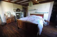 Charming villa in the vineyards, 10 minutes from Saumur Hotel a Souzay-Champigny