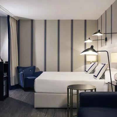 ميركيور بيلباو جاردين دوالبيا Hotels near محطة أباندو للسكك الحديدية