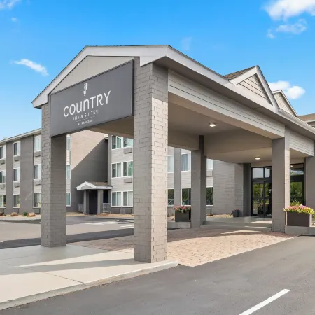 Country Inn & Suites by Radisson, Coon Rapids, MN