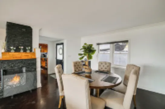 Convenient Whittier Retreat: Furnished Deck, Views