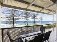 The Beach Retreat Coolum Hotels in Coolum Beach