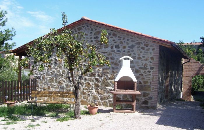 Holiday Home in Paciano with Swimming Pool Terrace Billiards