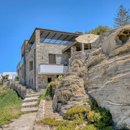 Avant Mar Paros