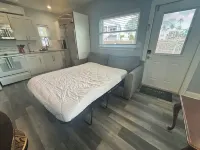 Old Florida Fishing Cottage See The Water From Living Room on Imperial River