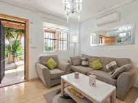 Modern Garden Home, Algorfa Hotels in Algorfa