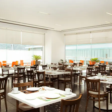 Fiesta Inn Monterrey Tecnologico