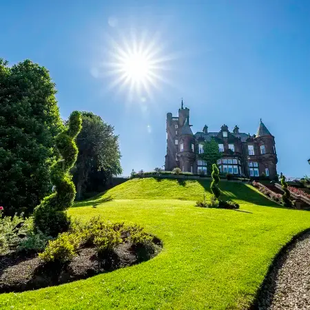 Sherbrooke Castle Hotel Отели рядом с достопримечательностью «Научный центр Глазго»
