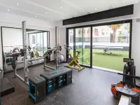 Sunset 302 Apt de Luxe Avec Salle de Fitness Hotels in 