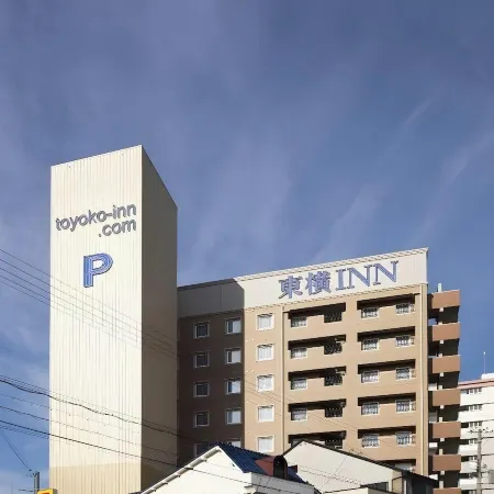 Toyoko Inn Shin-Osaka-Eki Higashi-Guchi Отели рядом с достопримечательностью «Станция Kami Shinjo »