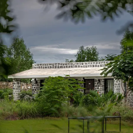 Jawai Empire Resort by Premier Hotels - Luxury Tent & Cottage Stay - Leopard Safari Near Jawai DAM