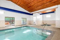 La Quinta Inn & Suites by Wyndham Boone University - Hot Tub