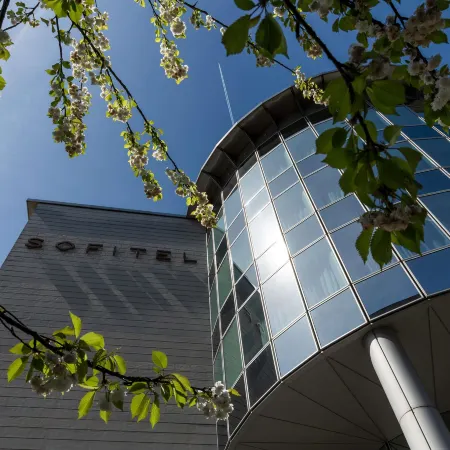 Sofitel Luxembourg Europe Отели рядом с достопримечательностью «Национально культурно-спортивный комплекс «Д'Кок»»