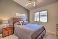 Close to Hikes! Snowbird Oasis w/ Pool in Estrella - Homestays
