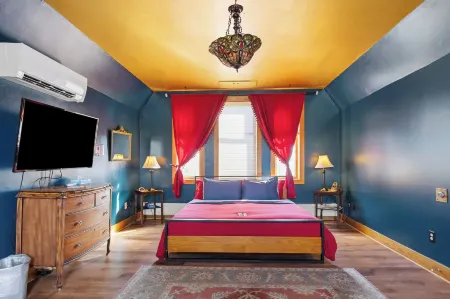 Endion Station Inn  | Hotel Next to Lake Superior