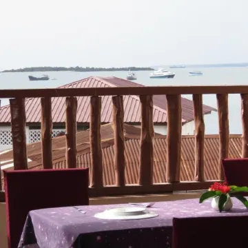Rumaisa Hotel