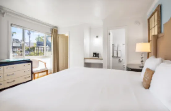 Pacific Crest Hotel