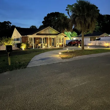 Spring is Coming!!  Save Money, One Mile from the Beach! Ok to Smoke Outside.