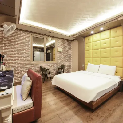 Wanju Ace Hotels near Samnye Station