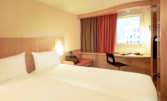 Ibis Tanger City Center