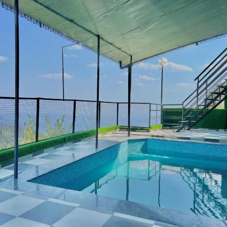 Hill Top Heaven by Elvora Hotels & Resorts