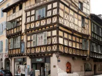 Ibis Budget Ambérieu-en-Bugey Château-Gaillard Hotel a Varambon