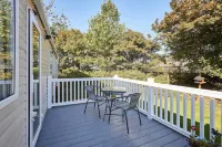 Host Stay Leon s Retreat