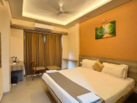 เอวรอน บีช รีสอร์ต โรงแรมในดามัน