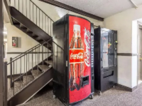 Studio 6 Indianapolis, IN Hotels in Indianapolis