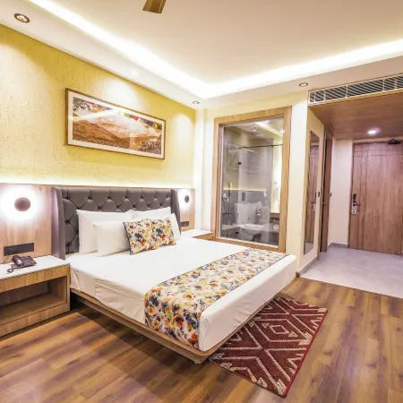 Carom Hotel Manali