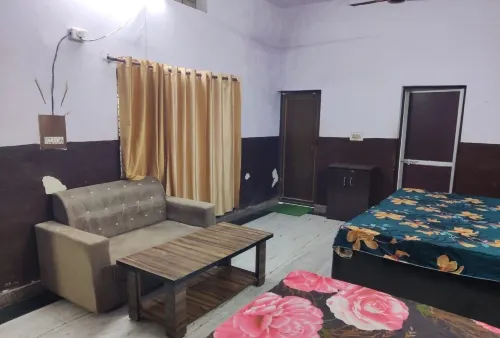 R K guest house - Homestays