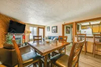 Timberbrook Village Condo Community Pool, Hot Tub - balcony