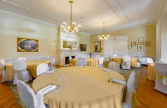 Windsor Hotel, Ascend Hotel Collection