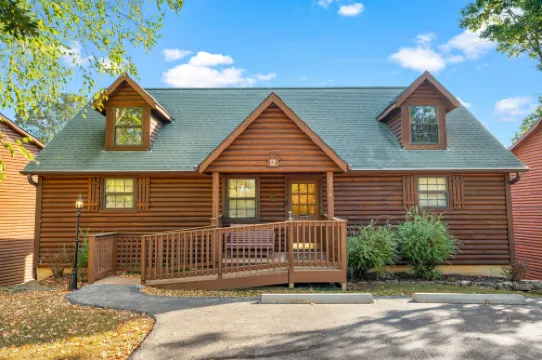 오자크 오아시스 4 베드룸 캐빈 바이 레드어닝