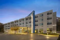 GLo Best Western Nashville - breakfast