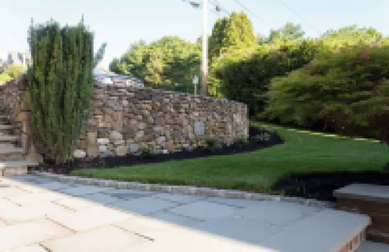 Luxury Waterfront Home with Private Dock & Hot Tub Hoteles en Portsmouth