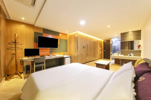 Geumsan Nine Self Check-in Hotel - 3 ดาว