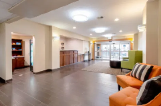 Comfort Inn and Suites Fredericksburg Hotels in Fredericksburg