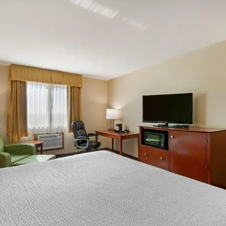 Best Western Plus Altoona Inn
