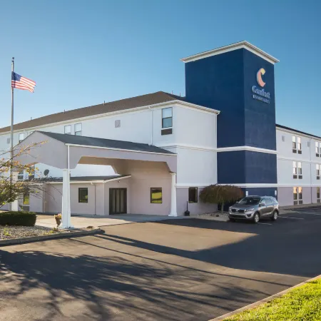 Comfort Inn & Suites Cincinnati Eastgate