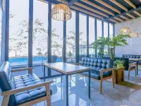 Pohang Pinewave Sea & Spa Pension