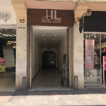 Hotel Leon