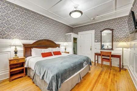 Thayers Inn