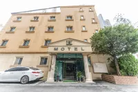 Dongjak (Daebangdong) Hyu Hotels near Boramae Station